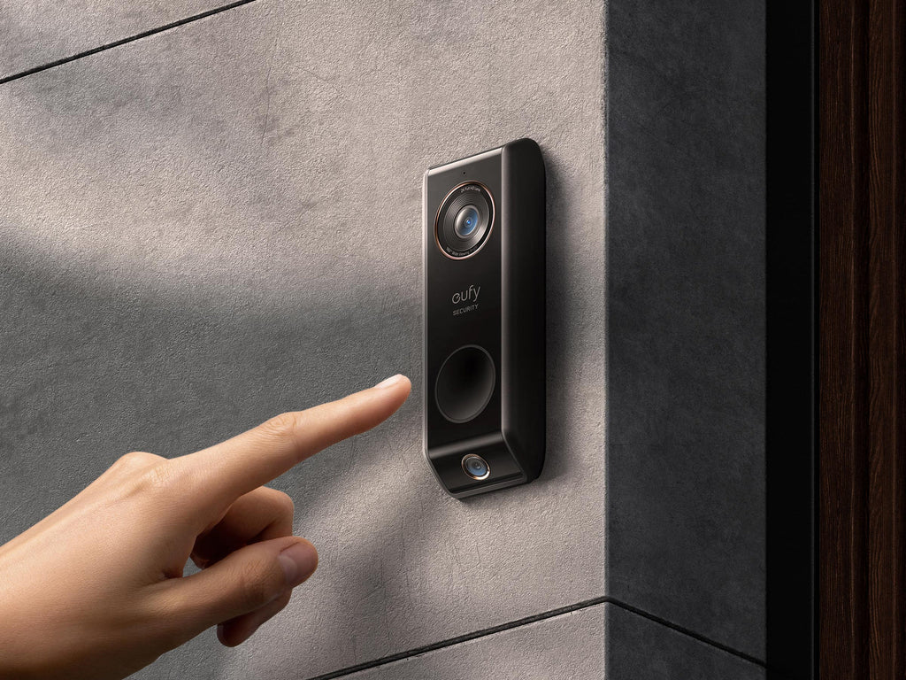 ¿Puedo instalar una cámara en la puerta de mi casa?