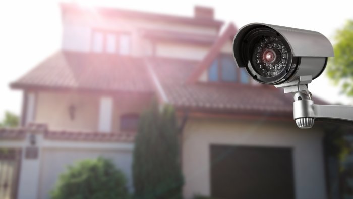 ¿Cómo colocar cámaras de seguridad sin violar la privacidad?